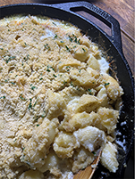 Mac and cheese with shells pasta